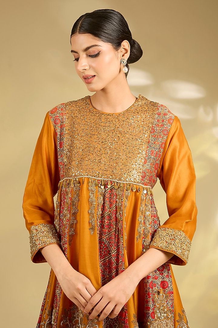 Burnt Orange Silk Printed & Embroidered Kurta Set by Debyani at Pernia's Pop Up Shop