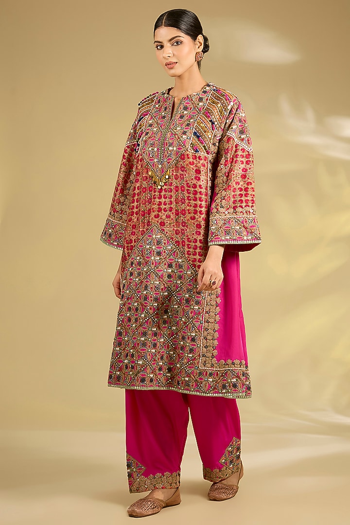 New Pink Silk Printed & Embroidered Choga Kurta Set by Debyani at Pernia's Pop Up Shop