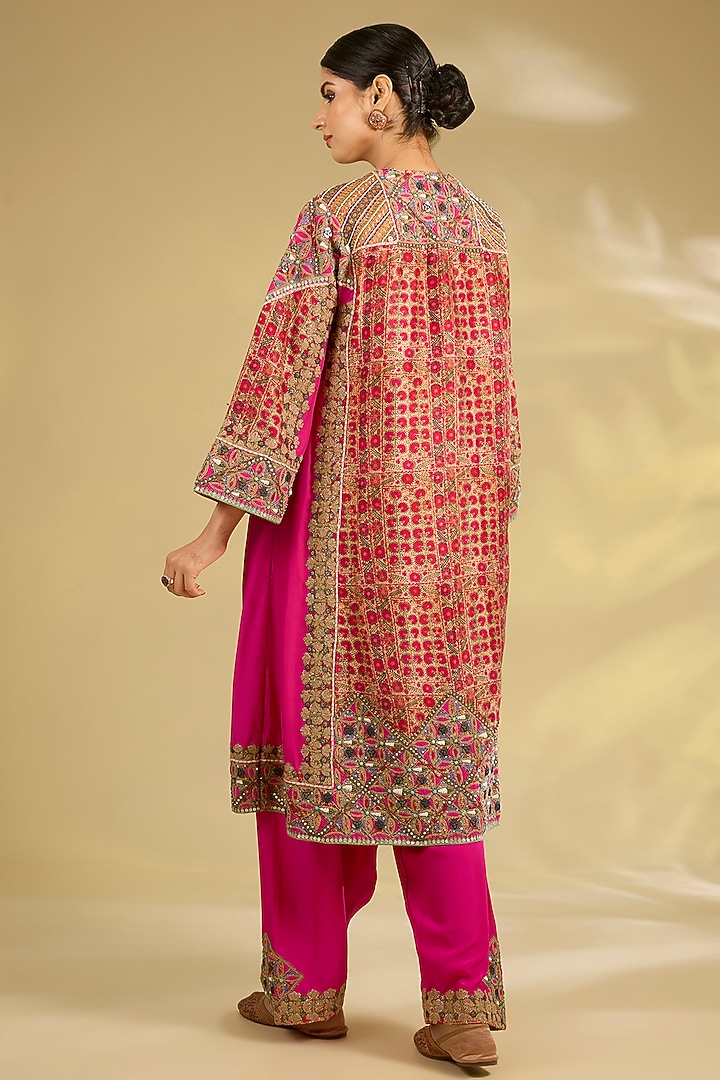 New Pink Silk Printed & Embroidered Choga Kurta Set by Debyani at Pernia's Pop Up Shop