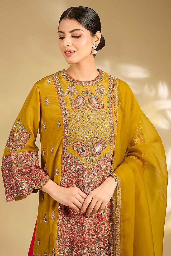 Mustard Silk Hand & Machine Embroidered Kurta Set by Debyani at Pernia's Pop Up Shop