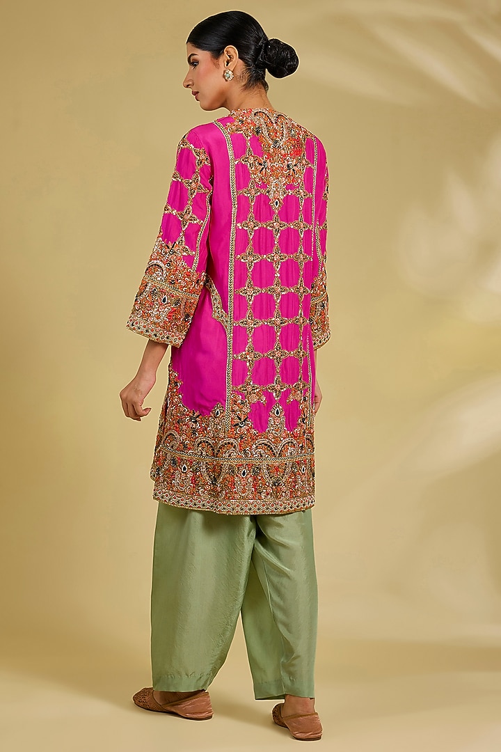 Pink Silk Hand & Machine Embroidered Kurta Set by Debyani at Pernia's Pop Up Shop