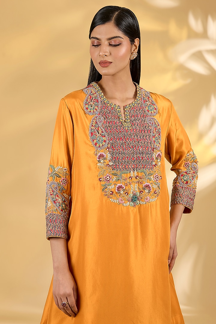 Orange Silk Hand & Machine Embroidered Kurta Set by Debyani at Pernia's Pop Up Shop