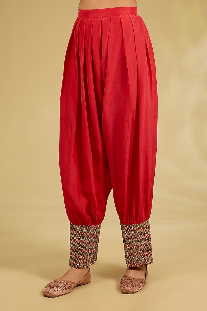 Red Silk Embroidered Kurta Set by Debyani at Pernia's Pop Up Shop