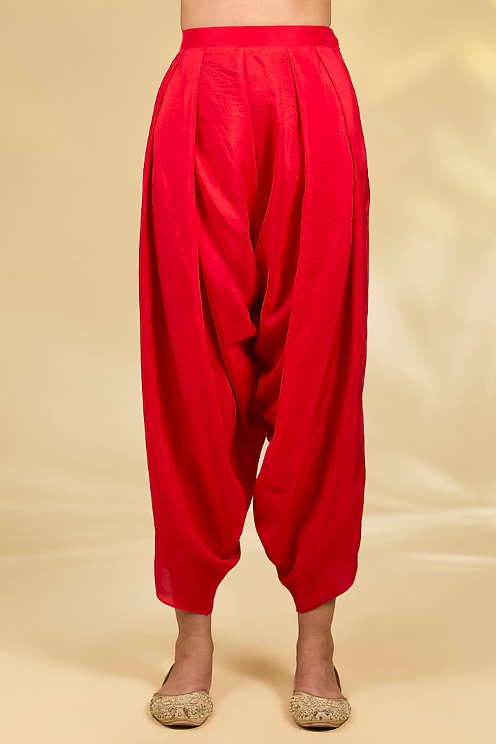 Burnt Orange Silk Hand & Machine Embroidered Kurta Set by Debyani at Pernia's Pop Up Shop