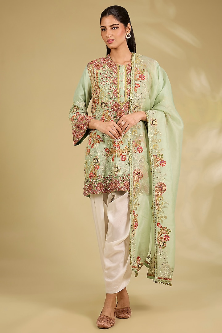 Pista Green Silk Embroidered Kurta Set by Debyani at Pernia's Pop Up Shop