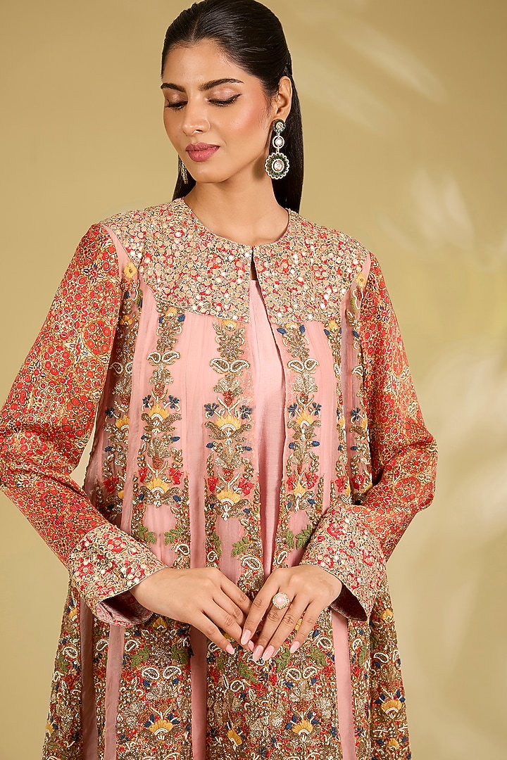 Blush Pink Silk Organza Embroidered Kurta Set by Debyani at Pernia's Pop Up Shop
