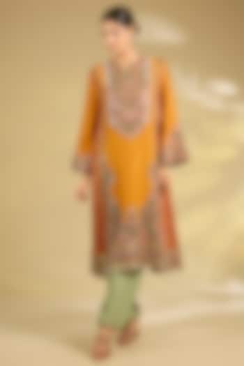 Burnt Orange Silk Hand & Machine Embroidered Kurta Set by Debyani at Pernia's Pop Up Shop