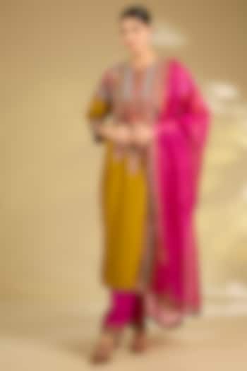 Mustard Silk Hand & Machine Embroidered Kurta Set by Debyani at Pernia's Pop Up Shop