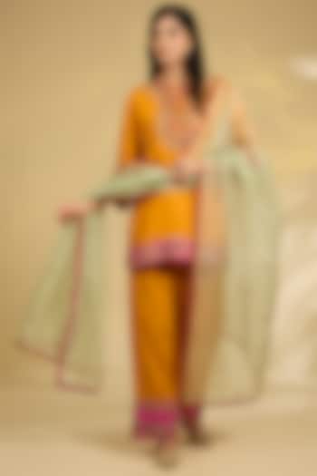 Burnt Orange Silk Hand & Machine Embroidered Kurta Set by Debyani at Pernia's Pop Up Shop