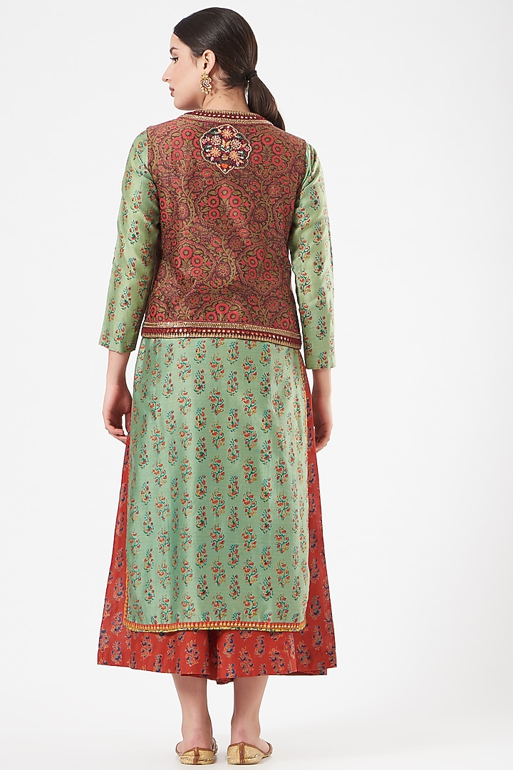 Firozi Chanderi Kurta Set With Jacket by Debyani at Pernia's Pop Up Shop