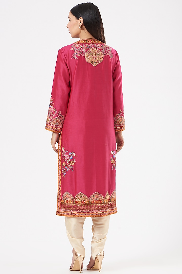 Magenta Silk Kurta Set by Debyani at Pernia's Pop Up Shop