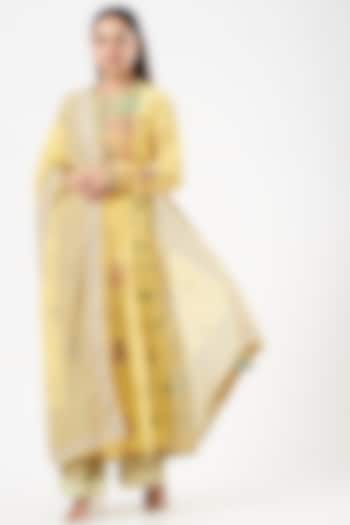 Yellow Cotton Kurta Set by Debyani at Pernia's Pop Up Shop