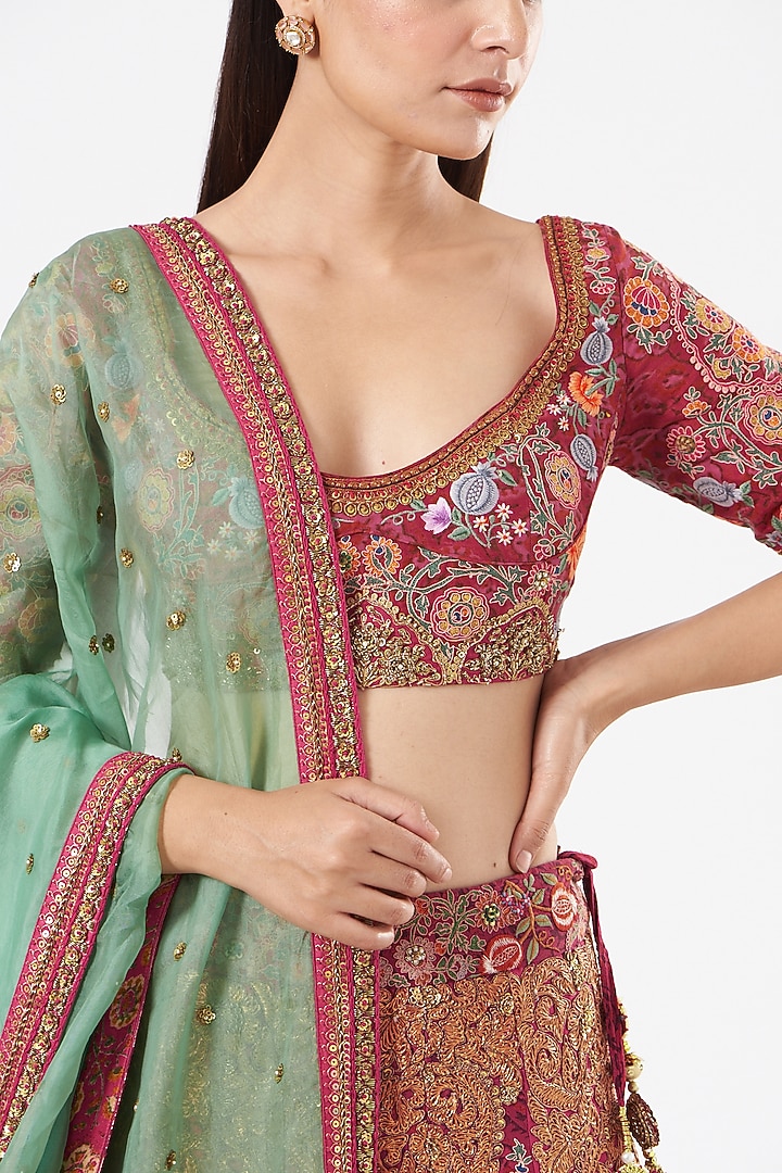 Magenta Organza Bridal Lehenga Set by Debyani at Pernia's Pop Up Shop