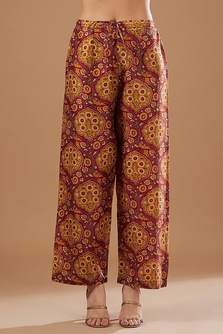 Maroon Chanderi Embroidered Tunic Set by Debyani at Pernia's Pop Up Shop