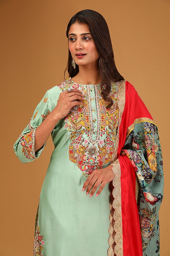 Pista Green Silk Embroidered Kurta Set by Debyani at Pernia's Pop Up Shop