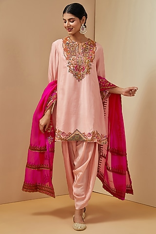 Pink Silk Kurta Set by Debyani
