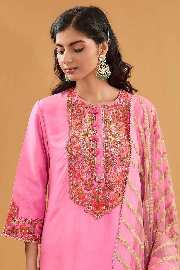 Pink Silk Kurta Set by Debyani at Pernia's Pop Up Shop
