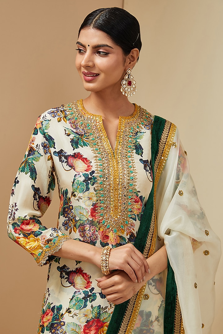 Ivory Silk Floral Printed Kurta Set by Debyani at Pernia's Pop Up Shop