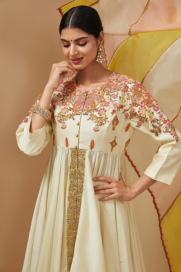 Ivory Chanderi Tunic Set by Debyani at Pernia's Pop Up Shop