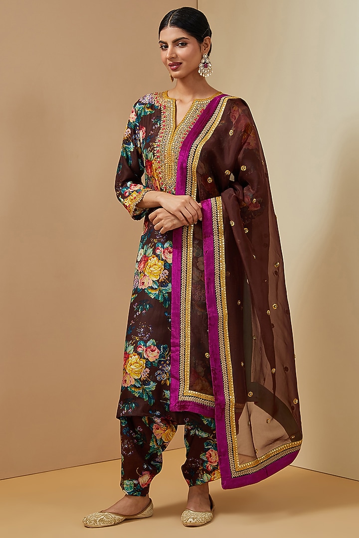Black Silk Floral Printed Kurta Set by Debyani at Pernia's Pop Up Shop
