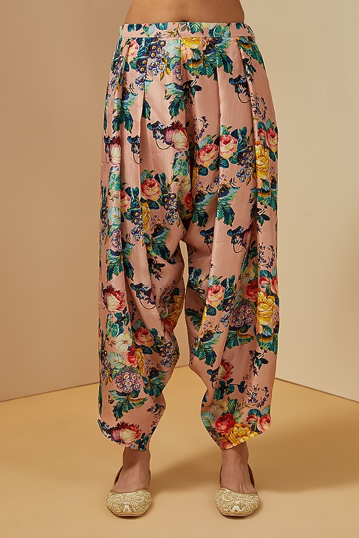 Pink Silk Floral Printed Kurta Set by Debyani at Pernia's Pop Up Shop