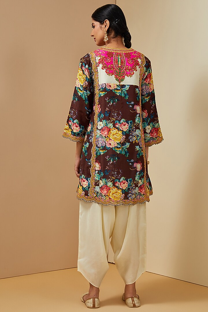 Black Silk Floral Printed Kurta Set by Debyani at Pernia's Pop Up Shop