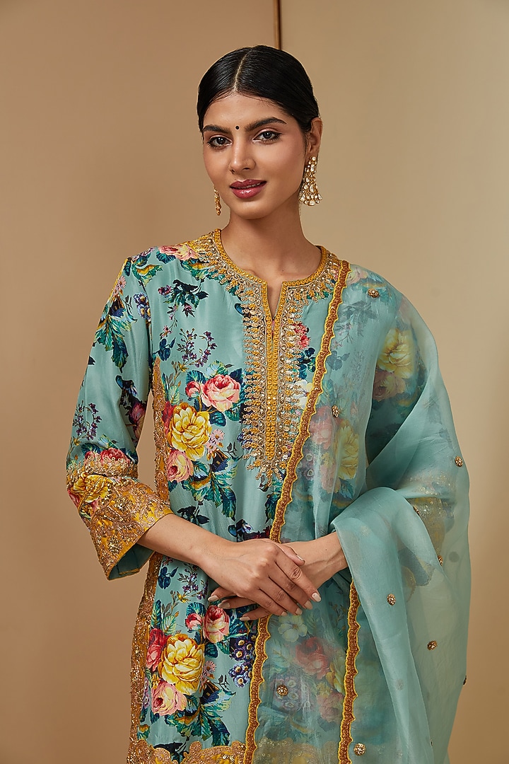 Pale Blue Silk Kurta Set by Debyani at Pernia's Pop Up Shop
