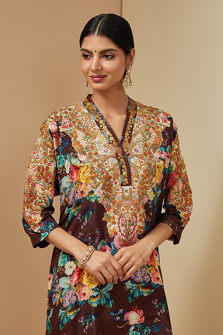 Black Silk Floral Printed Kurta Set by Debyani at Pernia's Pop Up Shop