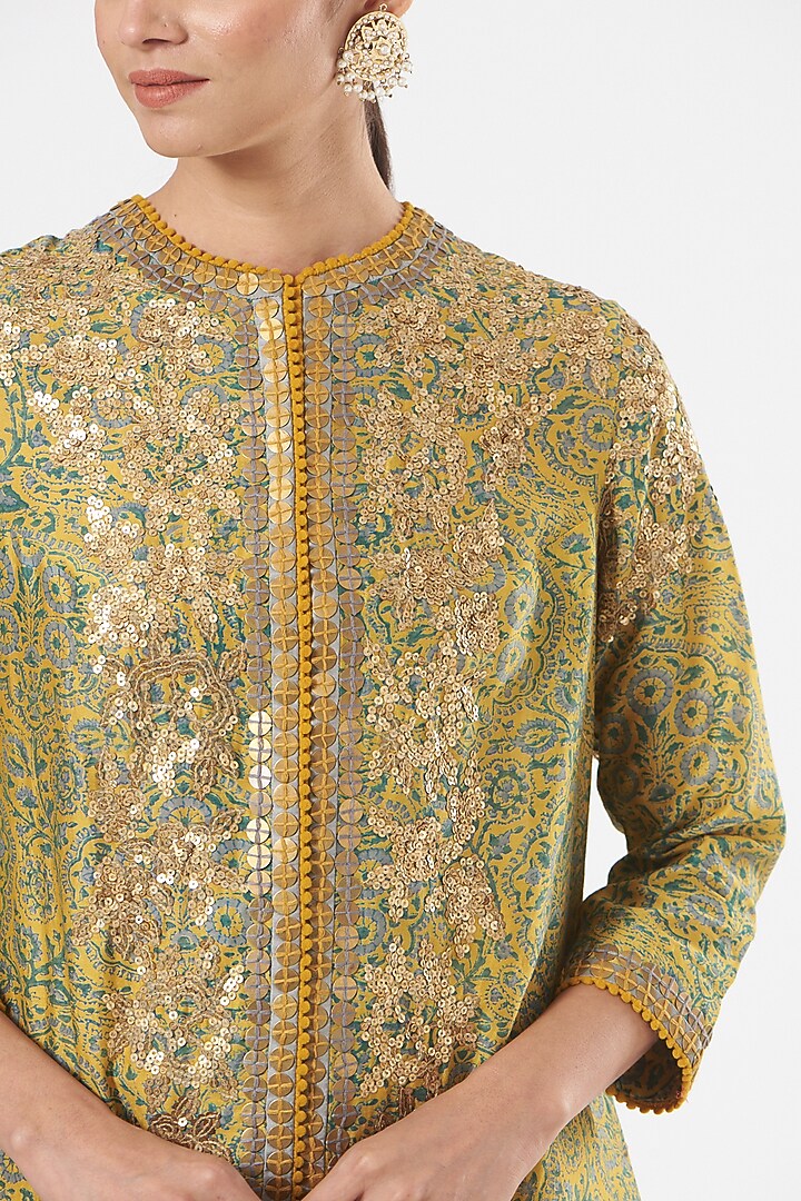 Green Chanderi Embroidered Jacket Set by Debyani at Pernia's Pop Up Shop