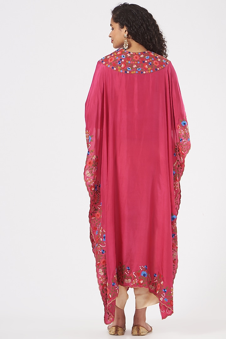 Magenta Silk Printed Cape Set by Debyani at Pernia's Pop Up Shop