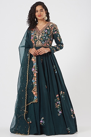 Blue Chanderi Printed Kurta Set by Debyani