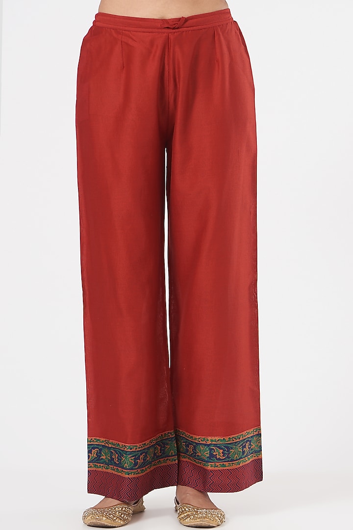 Red Chanderi Printed Kurta Set by Debyani at Pernia's Pop Up Shop
