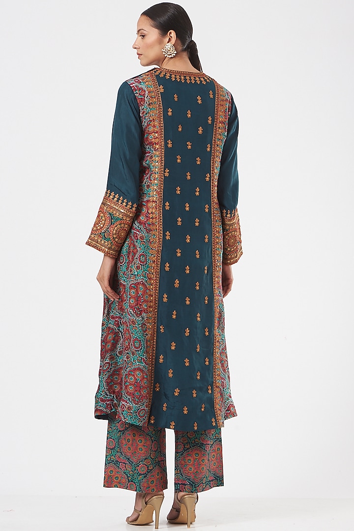 Blue Habutai Silk Printed Kurta Set by Debyani at Pernia's Pop Up Shop