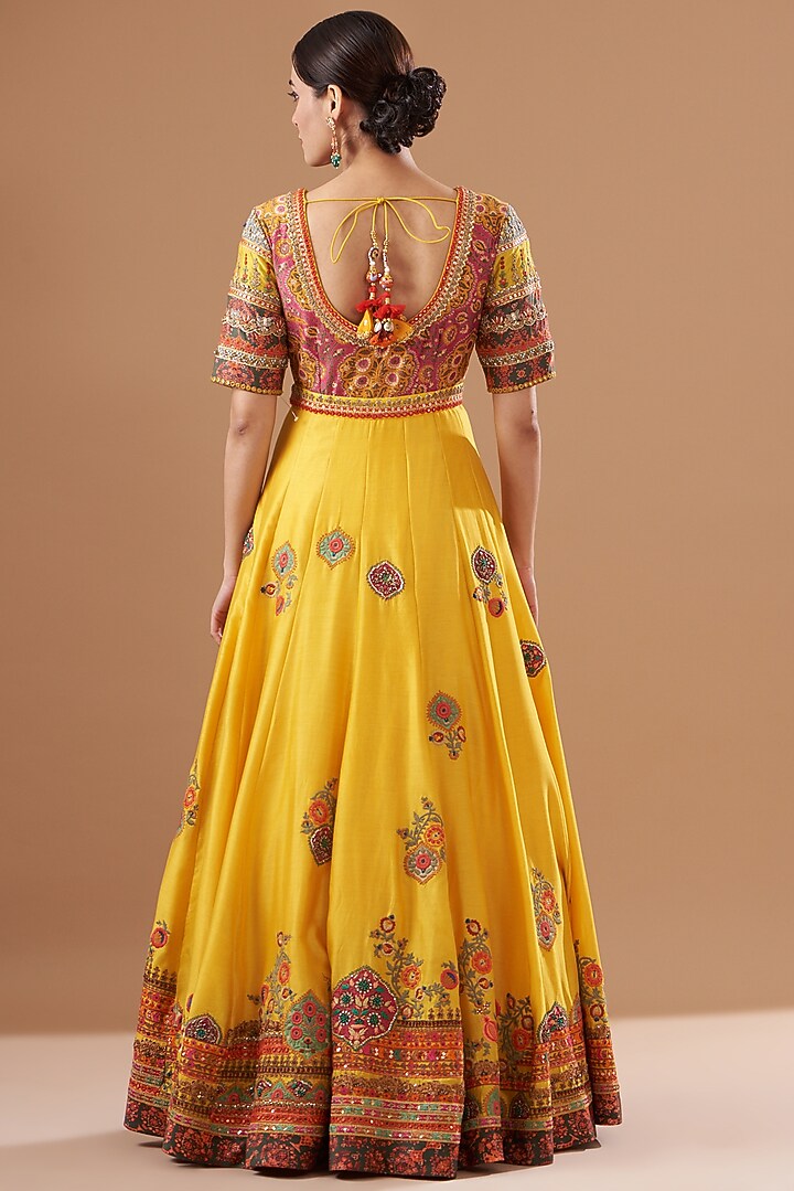 Yellow Chanderi Silk Embroidered Bridal Anarkali Set by Debyani at Pernia's Pop Up Shop