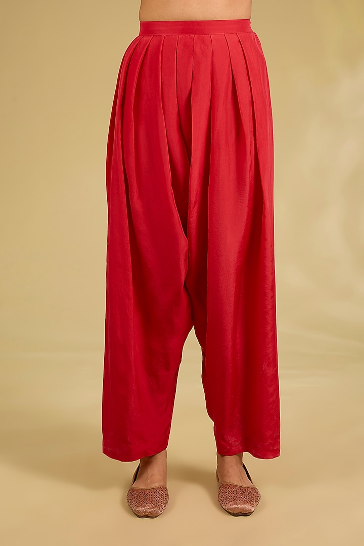Red Silk Embroidered Kurta Set by Debyani at Pernia's Pop Up Shop