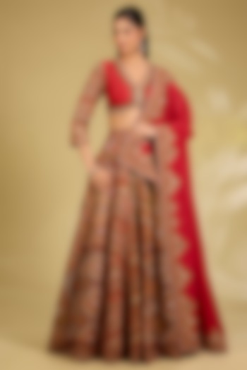 Red Silk Embroidered Bridal Lehenga Set by Debyani at Pernia's Pop Up Shop