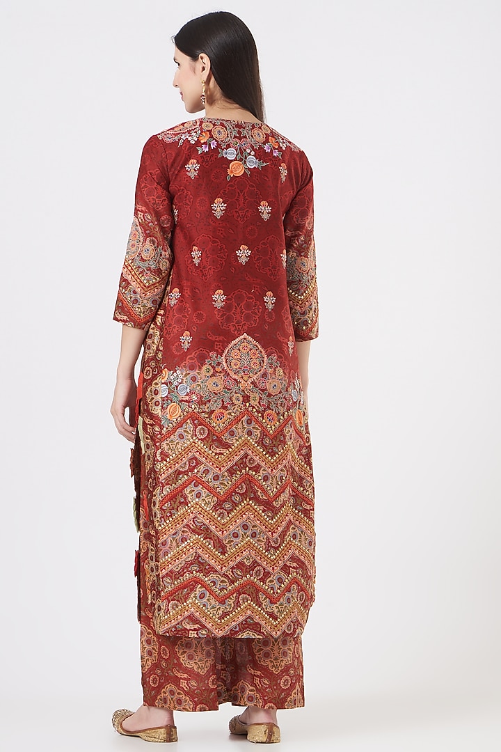 Fiery Red Ombre Kurta Set by Debyani at Pernia's Pop Up Shop