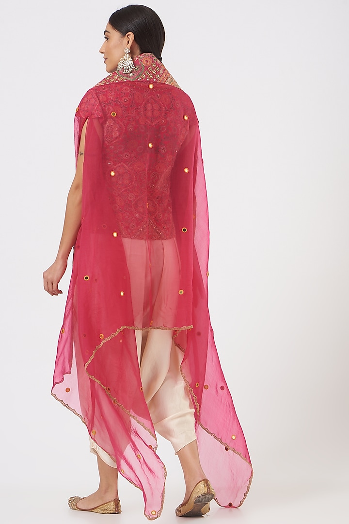 Magenta Cape With Jacket Set by Debyani at Pernia's Pop Up Shop