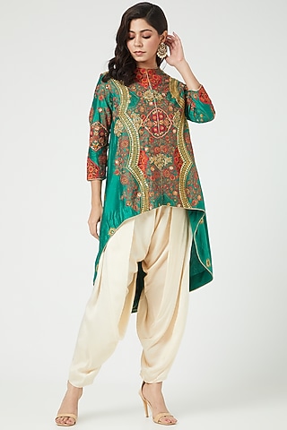 Green Chanderi Jacket Set by Debyani