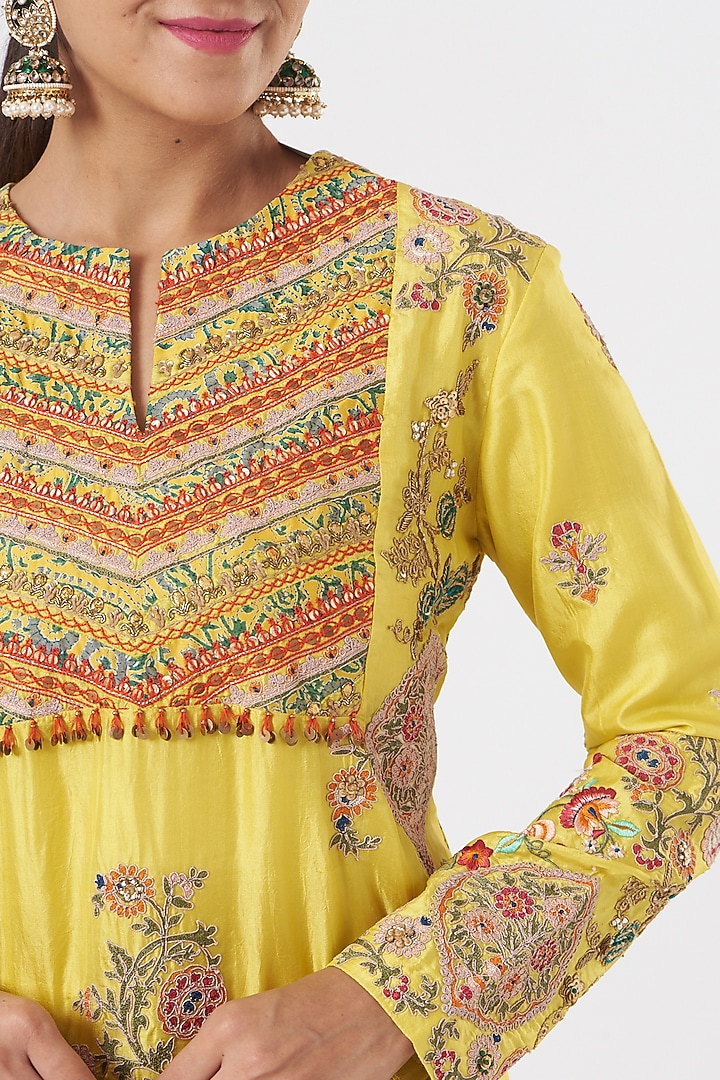 Yellow Silk Kurta Set by Debyani at Pernia's Pop Up Shop