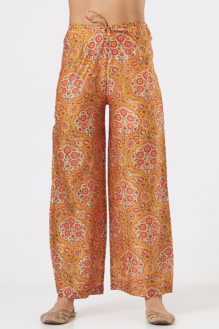 Magenta Chanderi Tunic Set by Debyani at Pernia's Pop Up Shop