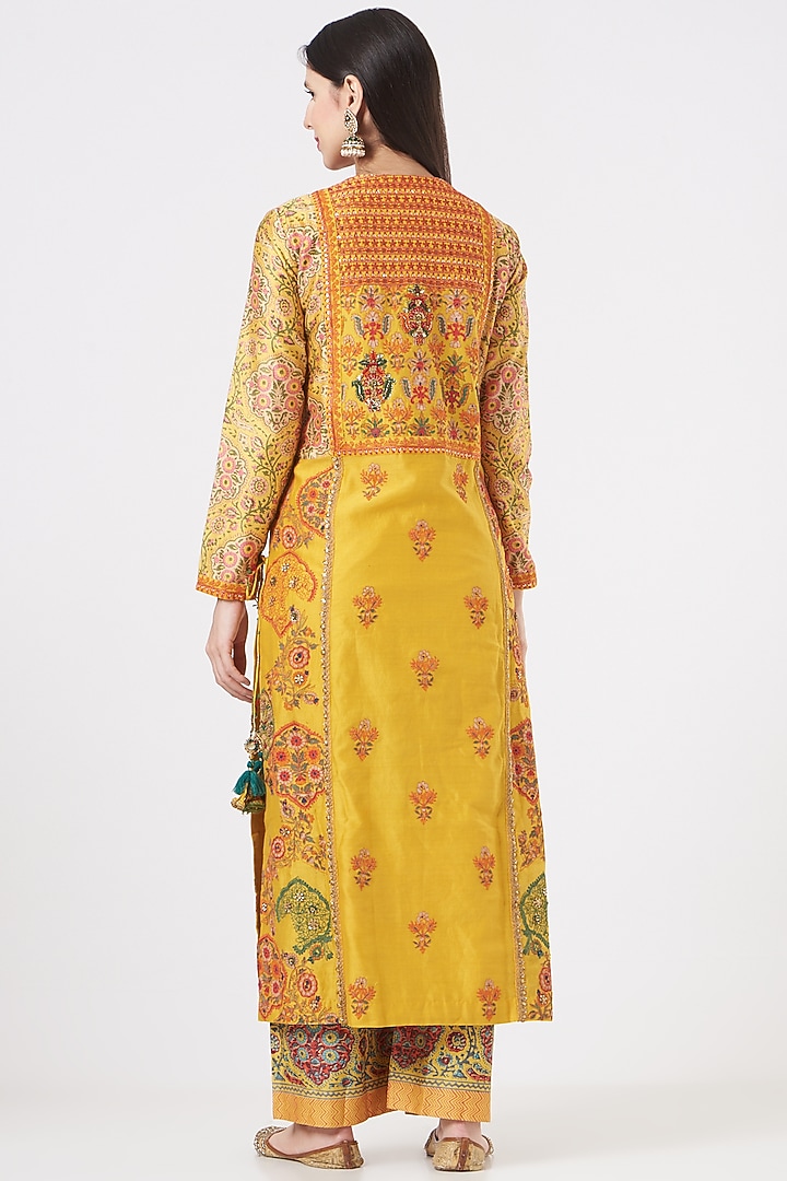 Mustard Chanderi Kurta Set by Debyani at Pernia's Pop Up Shop