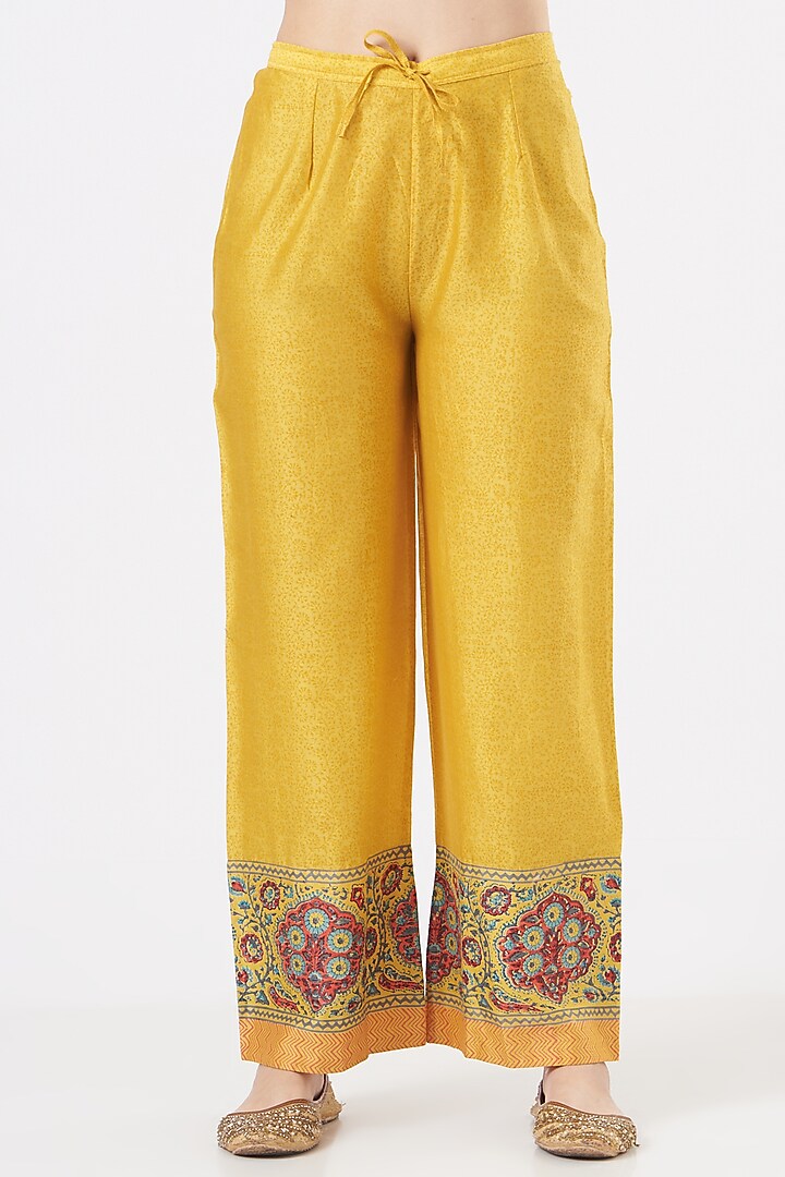 Mustard Chanderi Kurta Set by Debyani at Pernia's Pop Up Shop