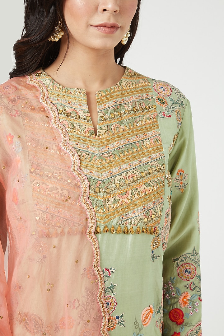 Pista Green Banglore Silk Kurta Set by Debyani at Pernia's Pop Up Shop