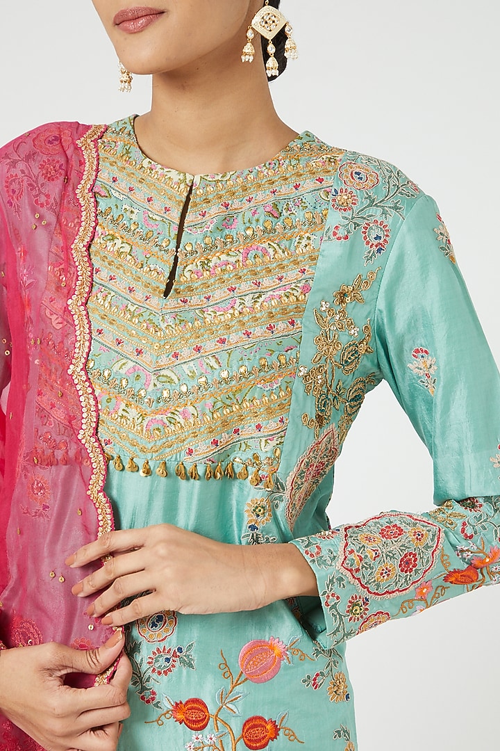 Turquoise Banglore Silk Kurta Set by Debyani at Pernia's Pop Up Shop