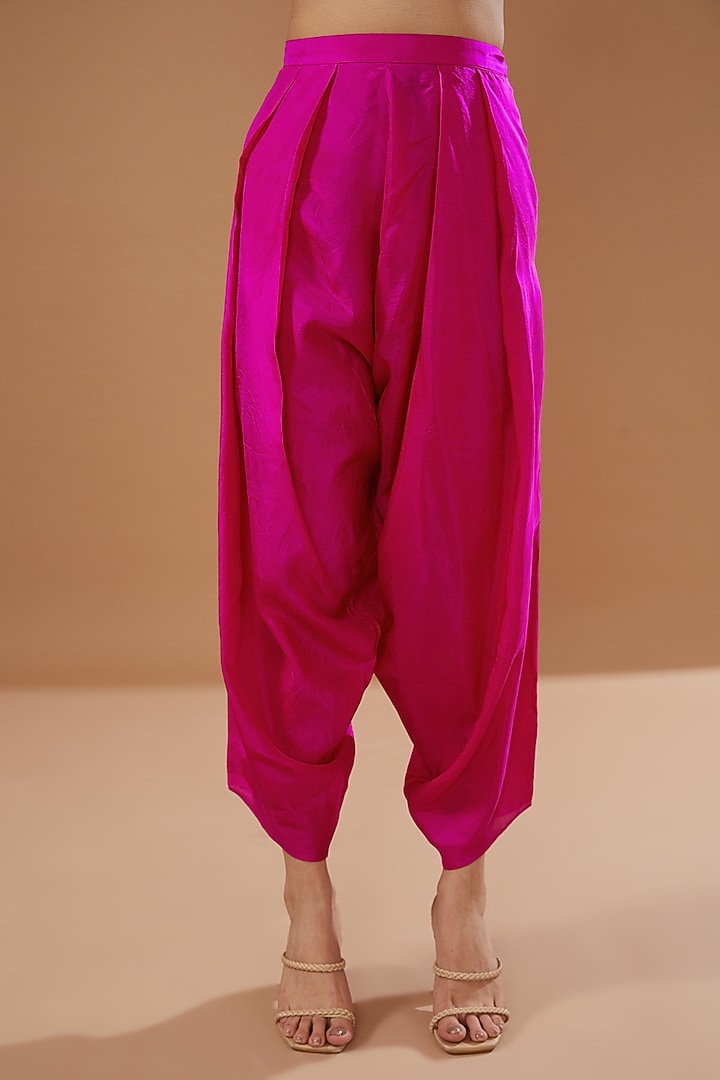 Red Silk Embroidered Kurta Set by Debyani at Pernia's Pop Up Shop