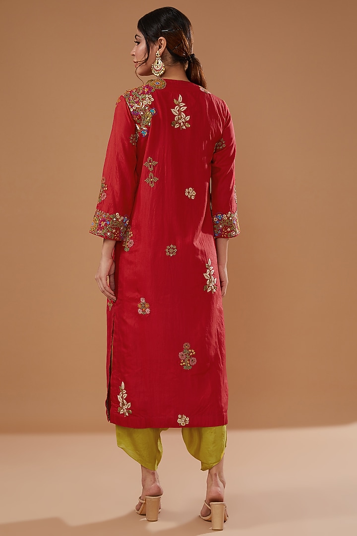 Red Silk Embroidered Kurta Set by Debyani at Pernia's Pop Up Shop