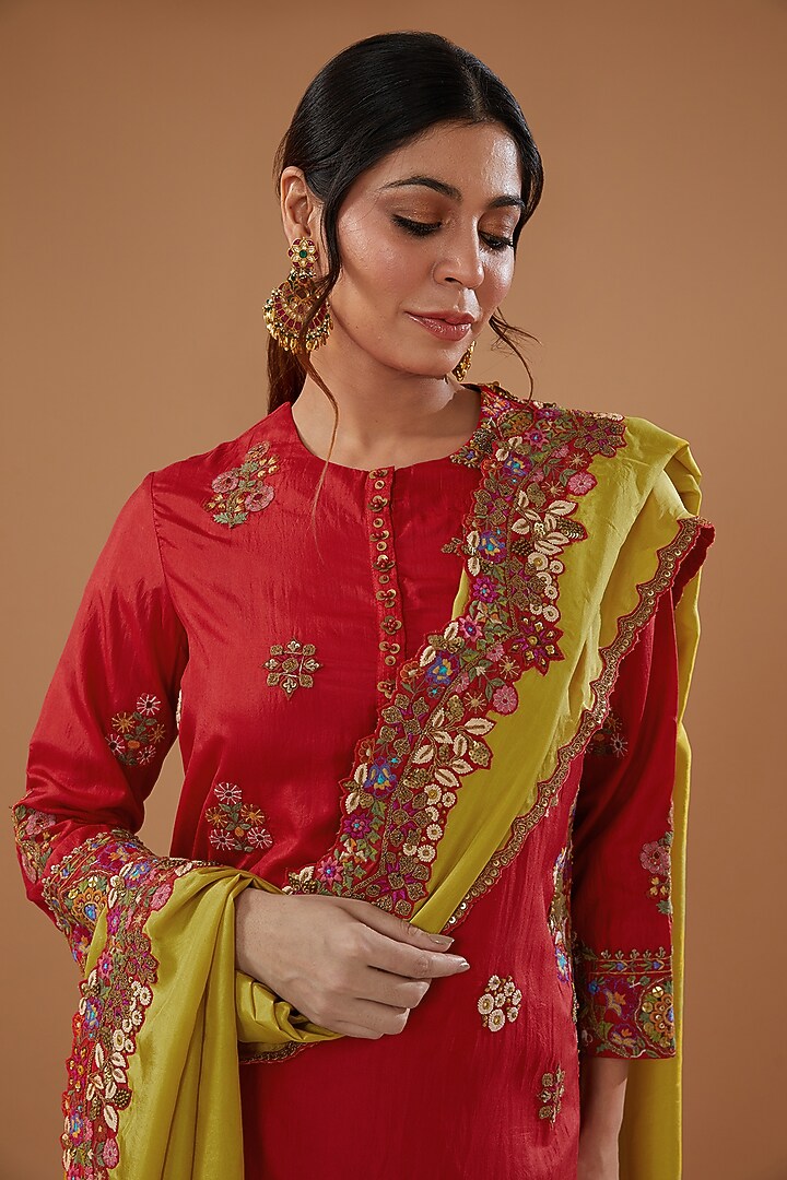 Red Silk Embroidered Kurta Set by Debyani at Pernia's Pop Up Shop