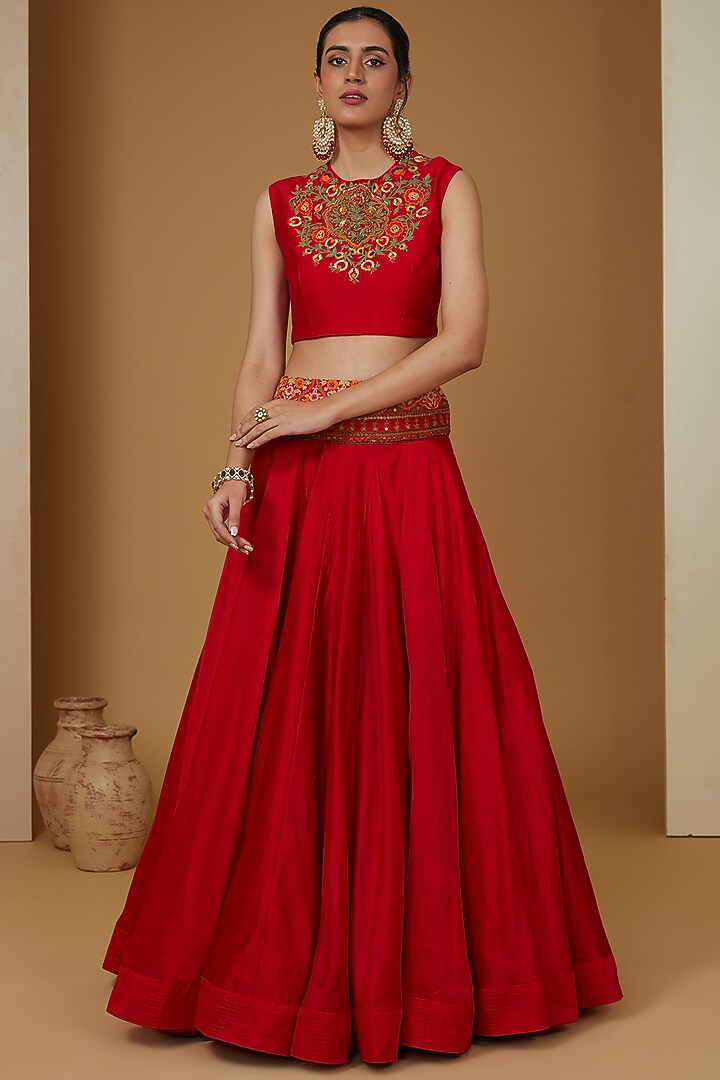 Red Chanderi Silk Embroidered High-Low Cape Set by Debyani at Pernia's Pop Up Shop