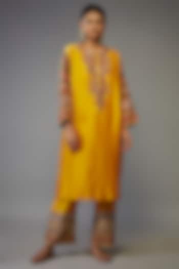 Yellow Silk Kurta Set by Debyani